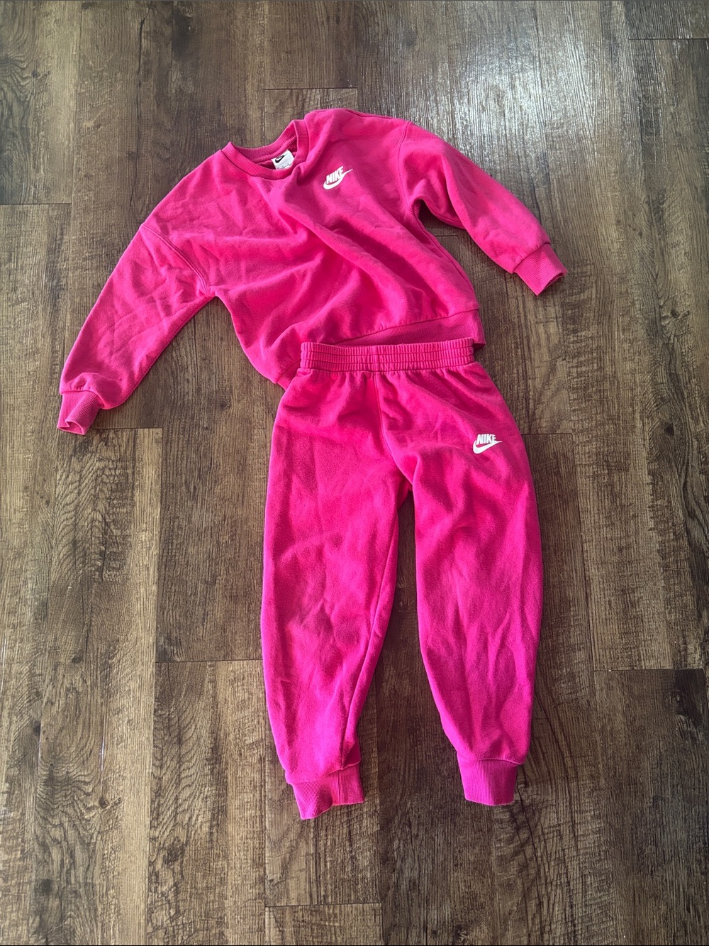 Nike Pink Sweatshirt & Sweatpants Set